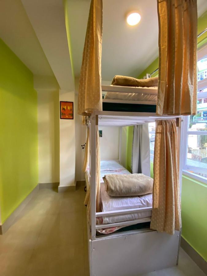 Auberge de jeunesse Tag Along Backpackers à Gangtok Extérieur photo