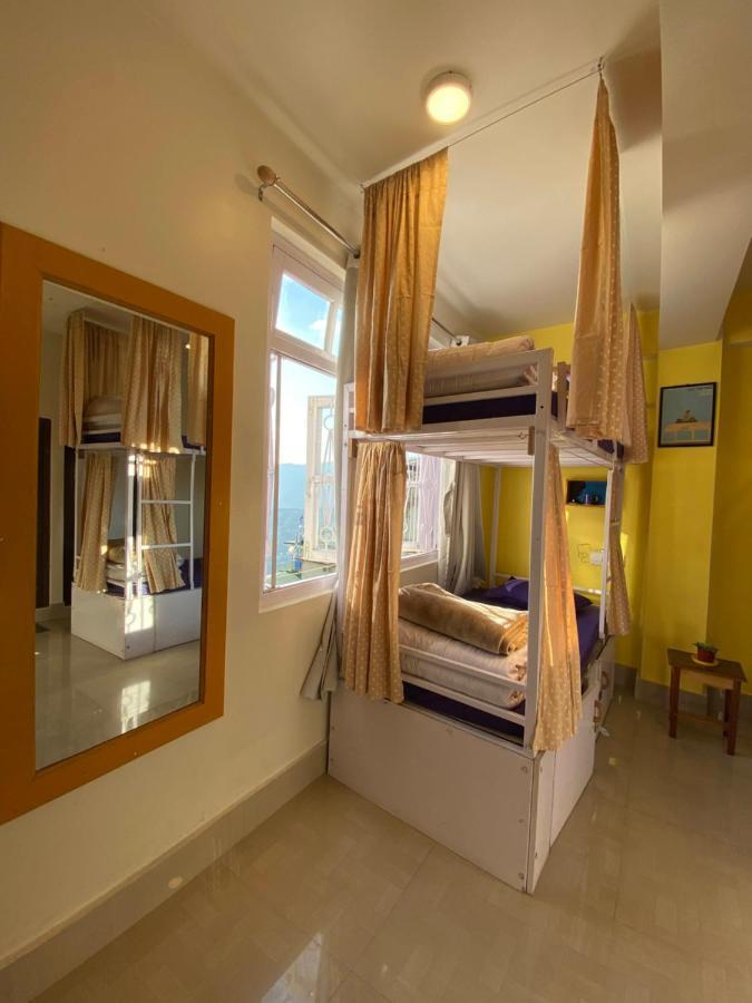 Auberge de jeunesse Tag Along Backpackers à Gangtok Extérieur photo