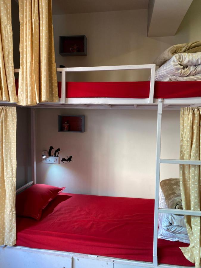 Auberge de jeunesse Tag Along Backpackers à Gangtok Extérieur photo
