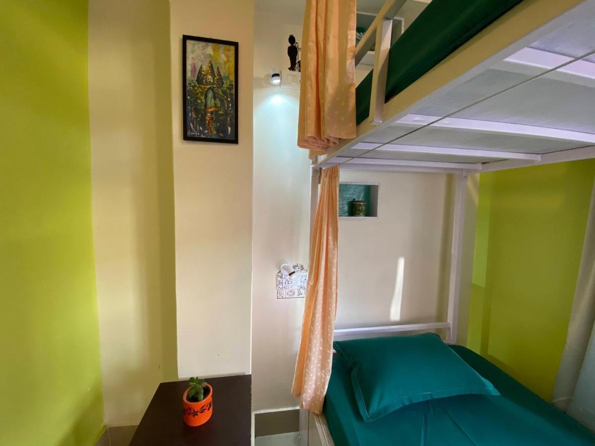Auberge de jeunesse Tag Along Backpackers à Gangtok Extérieur photo