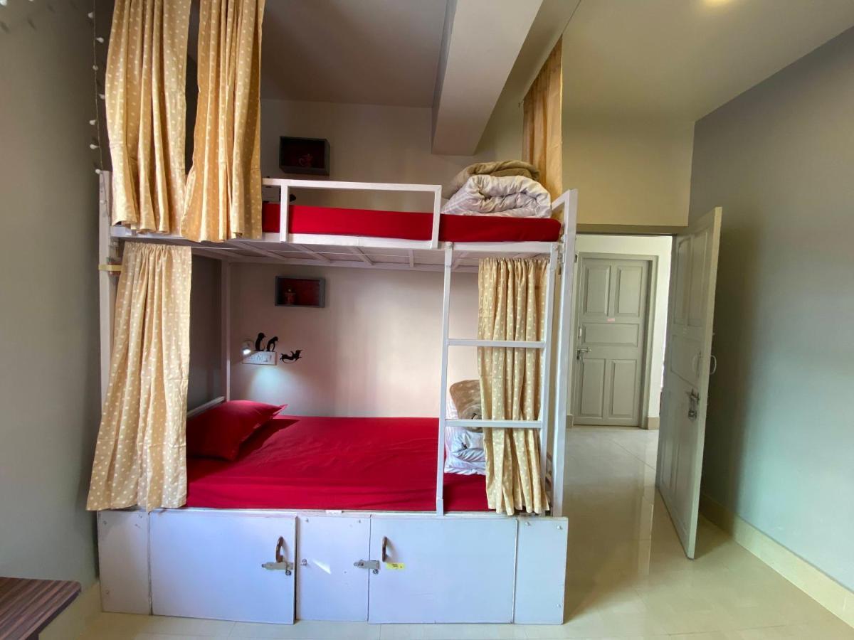Auberge de jeunesse Tag Along Backpackers à Gangtok Extérieur photo